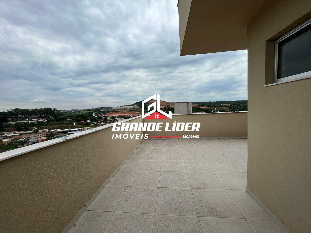 Cobertura à venda no Cabral: 