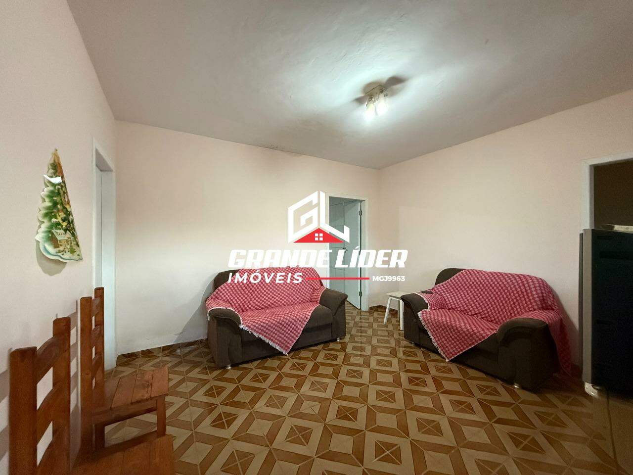 Casa à venda no Novo Retiro: 