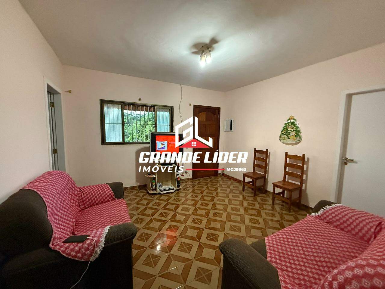 Casa à venda no Novo Retiro: 