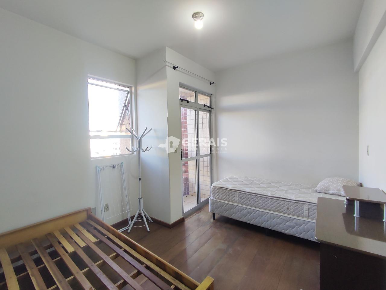 Apartamento para aluguel no CENTRO: 05- QUARTO 01