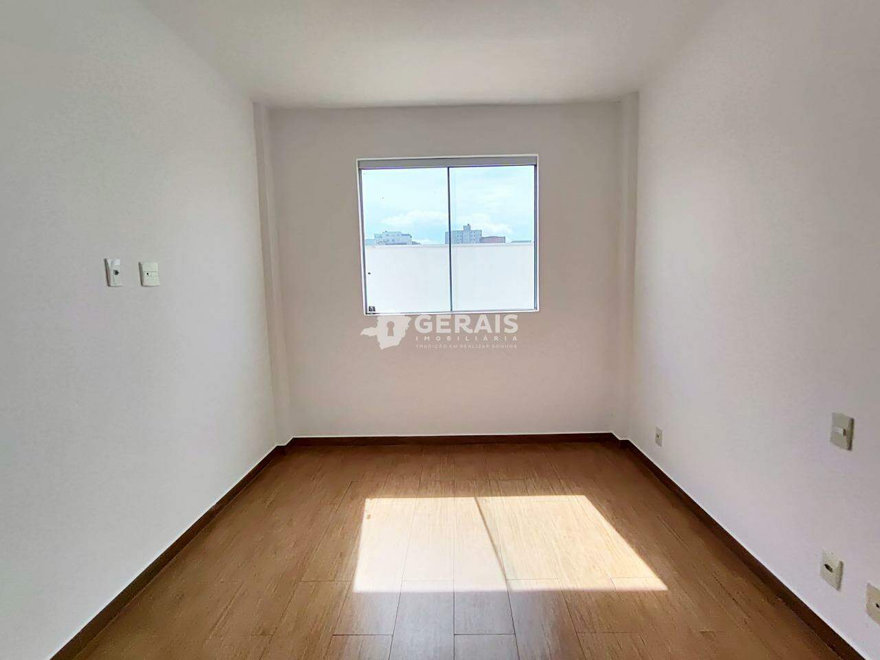 Apartamento para aluguel no IPIRANGA: 06- QUARTO 01