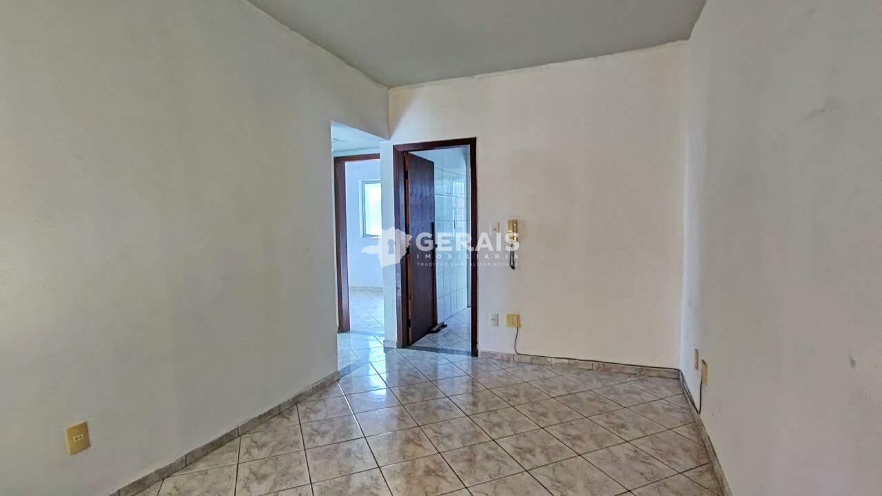 Apartamento para aluguel no CENTRO: 03- SALA
