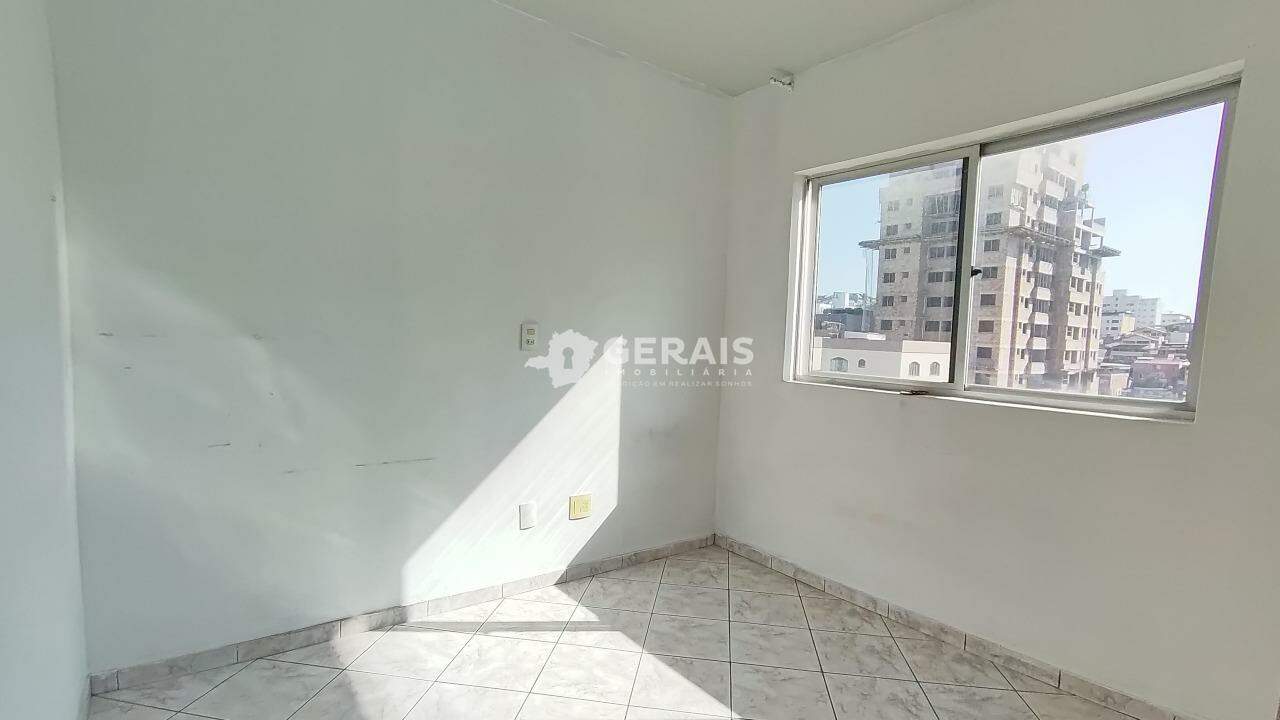 Apartamento para aluguel no CENTRO: 05- QUARTO 01