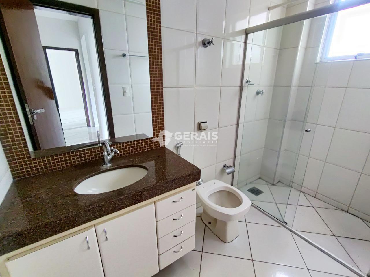 Apartamento para aluguel no CENTRO: 09- BANHO SOCIAL