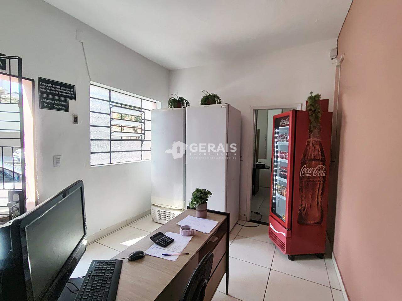 Casa para aluguel no CENTRO: 03- SALA