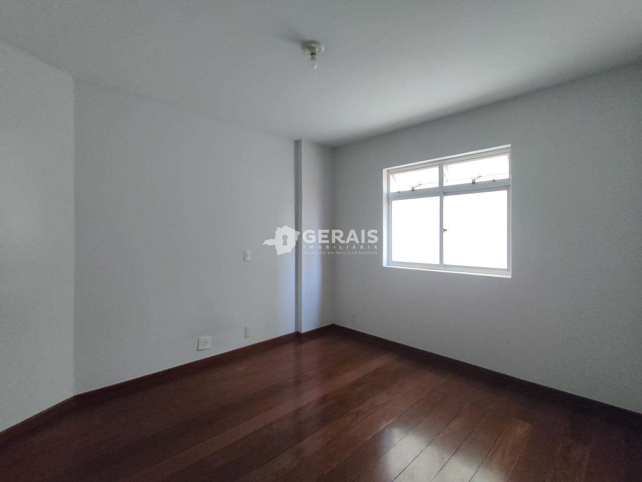 Apartamento para aluguel no CENTRO: 05 - QUARTO 01
