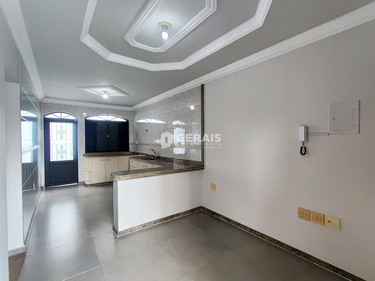 Casa para aluguel no BOM PASTOR: 04- SALA