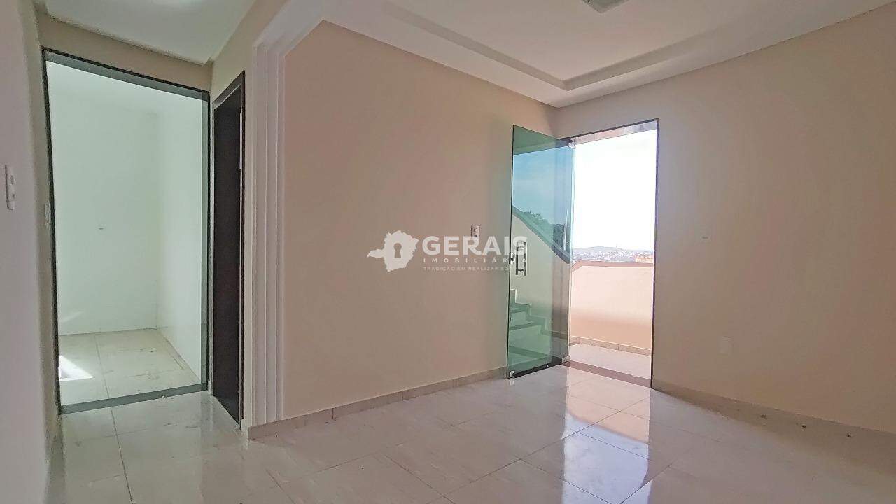 Apartamento para aluguel no REALENGO: 03- SALA