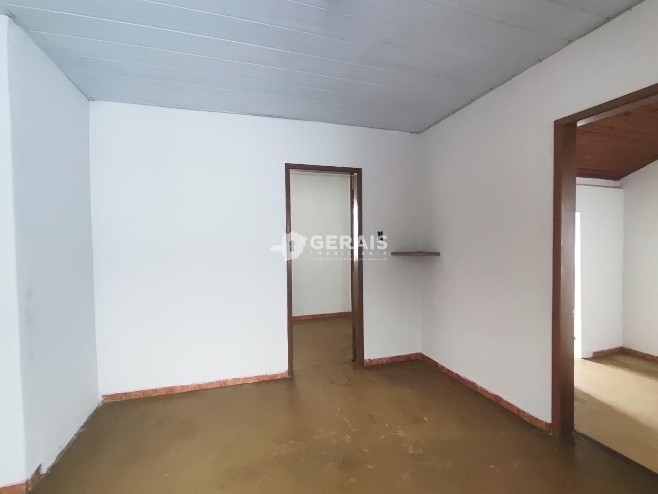 Casa para aluguel no CENTRO: 03- SALA