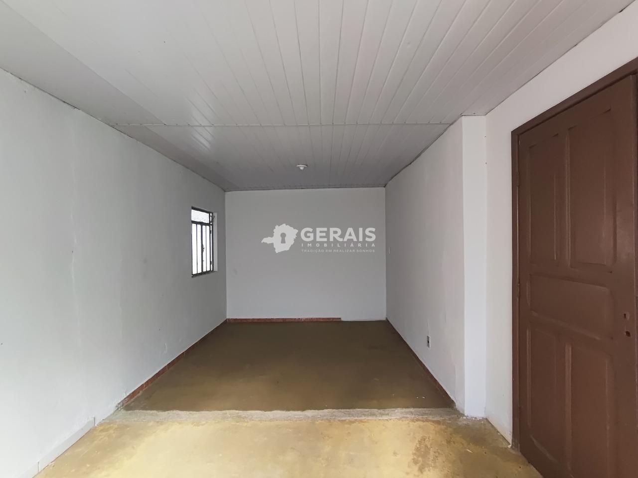 Casa para aluguel no CENTRO: 04- QUARTO 01