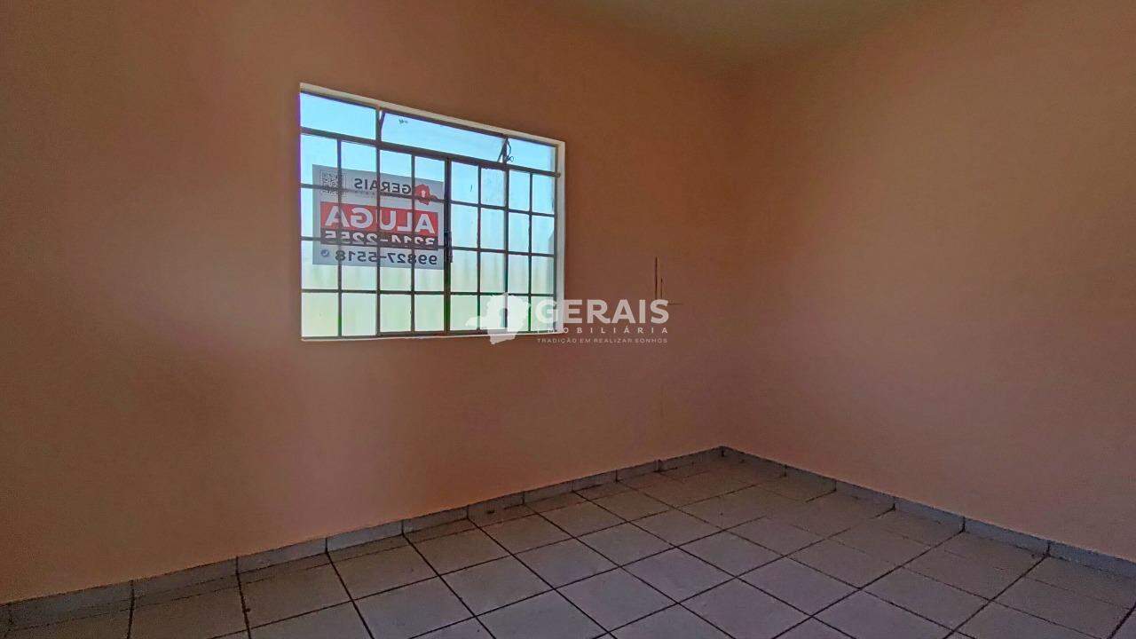 Apartamento para aluguel no JUZA FONSECA: 06- QUARTO 01