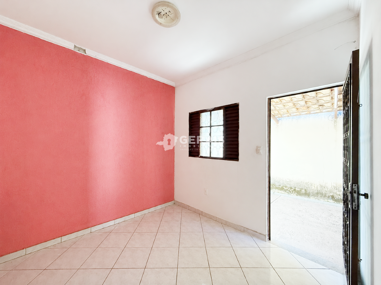 Casa à venda no BELVEDERE: 02 - SALA