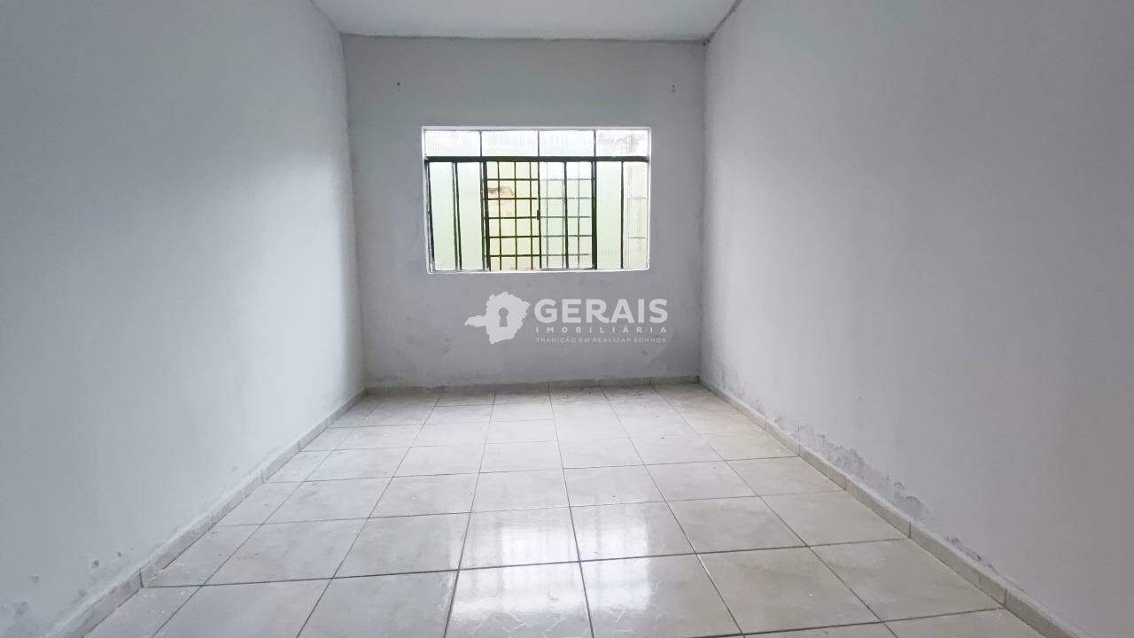 Apartamento para aluguel no ESPLANADA: 06- QUARTO 02