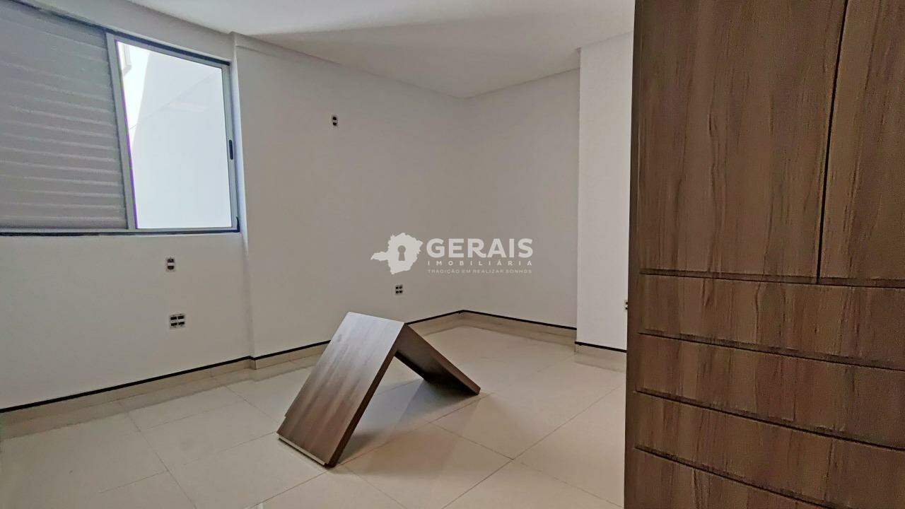 Apto Cobertura para aluguel no SANTA CLARA: 05- QUARTO 01