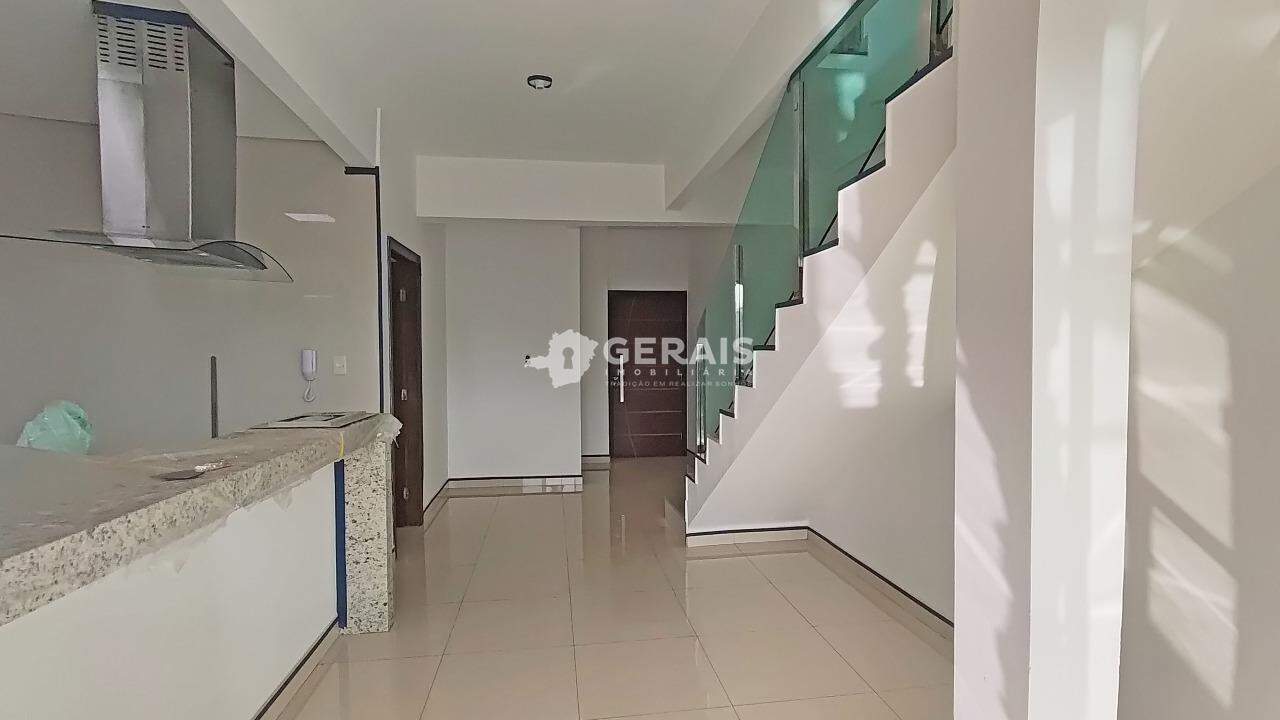 Apto Cobertura para aluguel no SANTA CLARA: 04- SALA 02