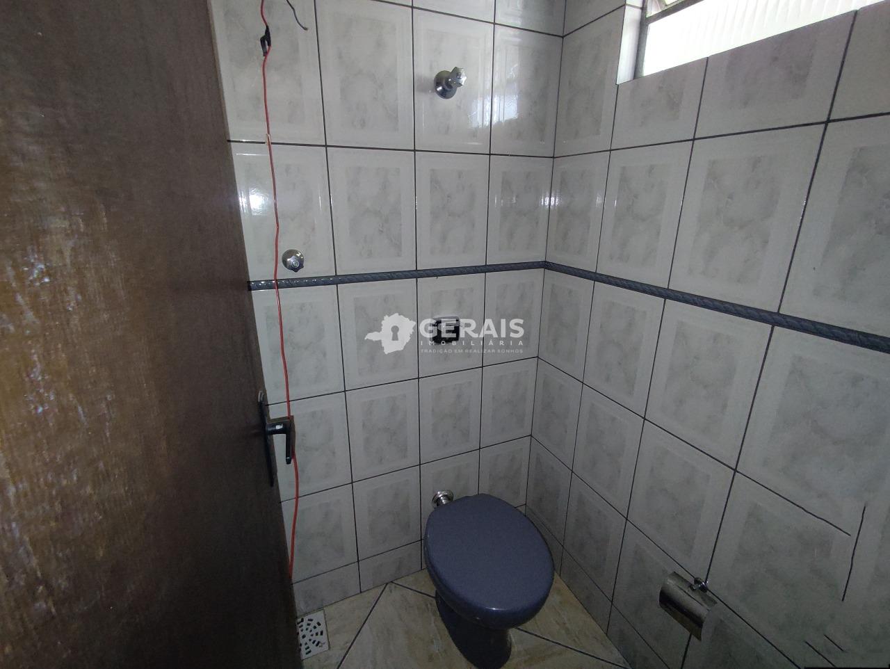 Loja para aluguel no CATALÃO: 06 - BANHEIRO