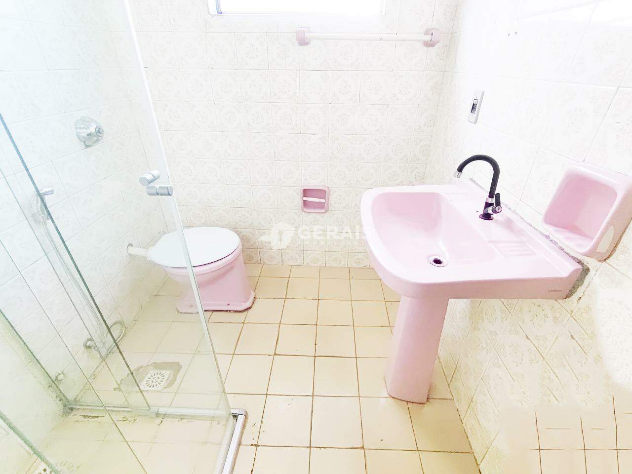 Casa para aluguel no PORTO VELHO: 08- BANHO SUÍTE 01
