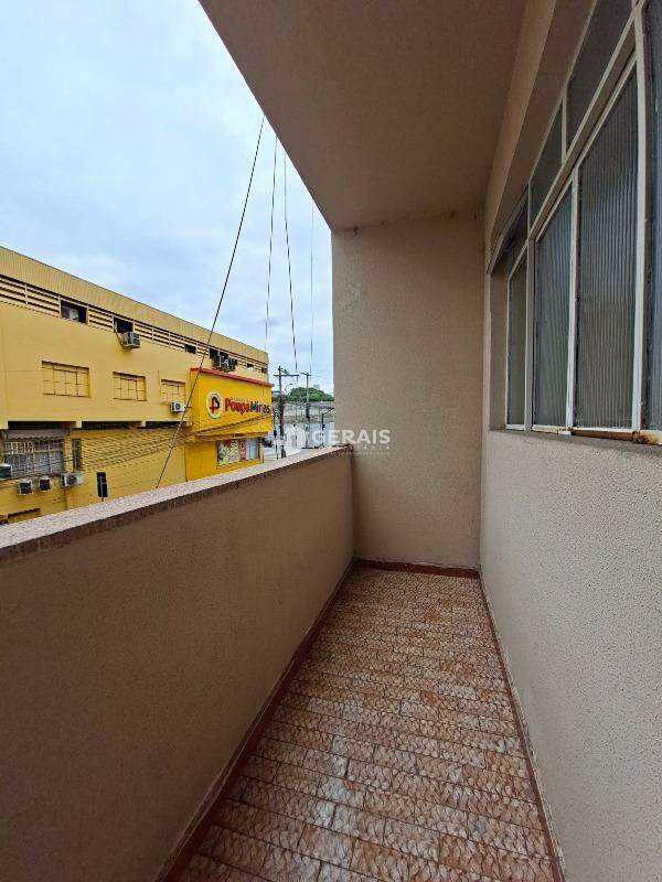 Apartamento para aluguel no CENTRO: 07 - SACADA