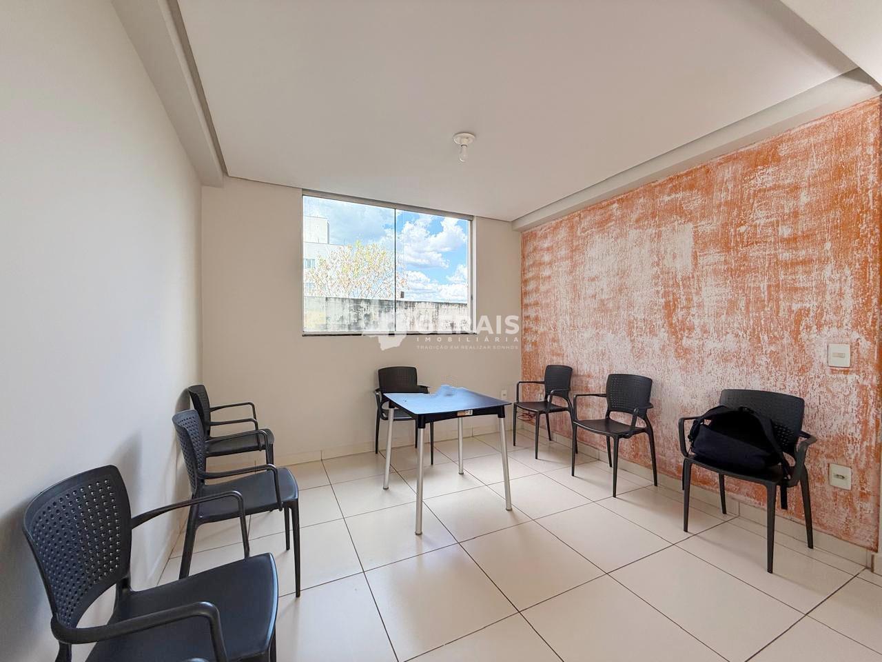 Apartamento à venda no JARDIM CANDELÁRIA: 02 - SALA