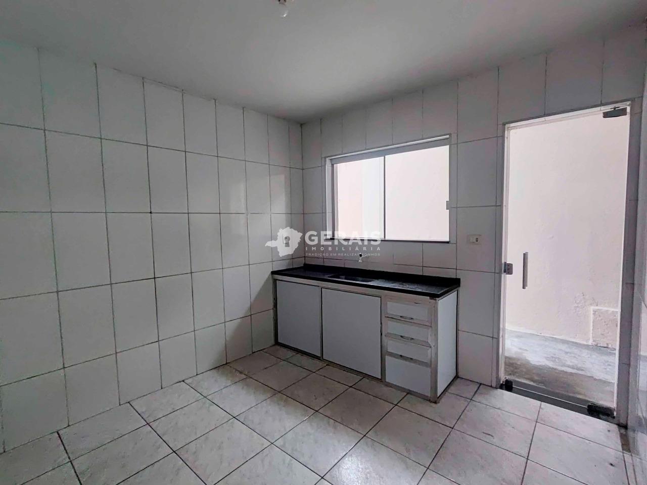 Casa para aluguel no CHANADOUR: 07- COZINHA