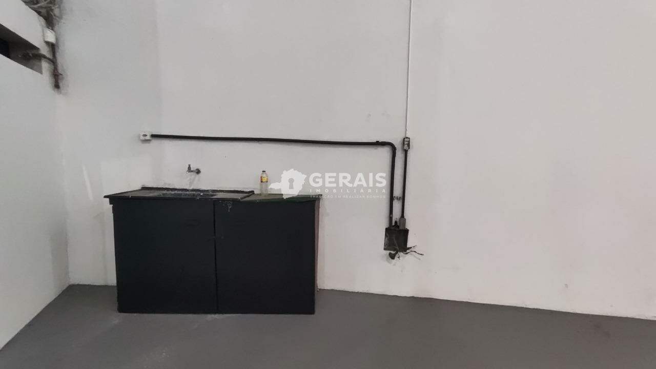Galpão para aluguel no LP PEREIRA: 07 - COZINHA