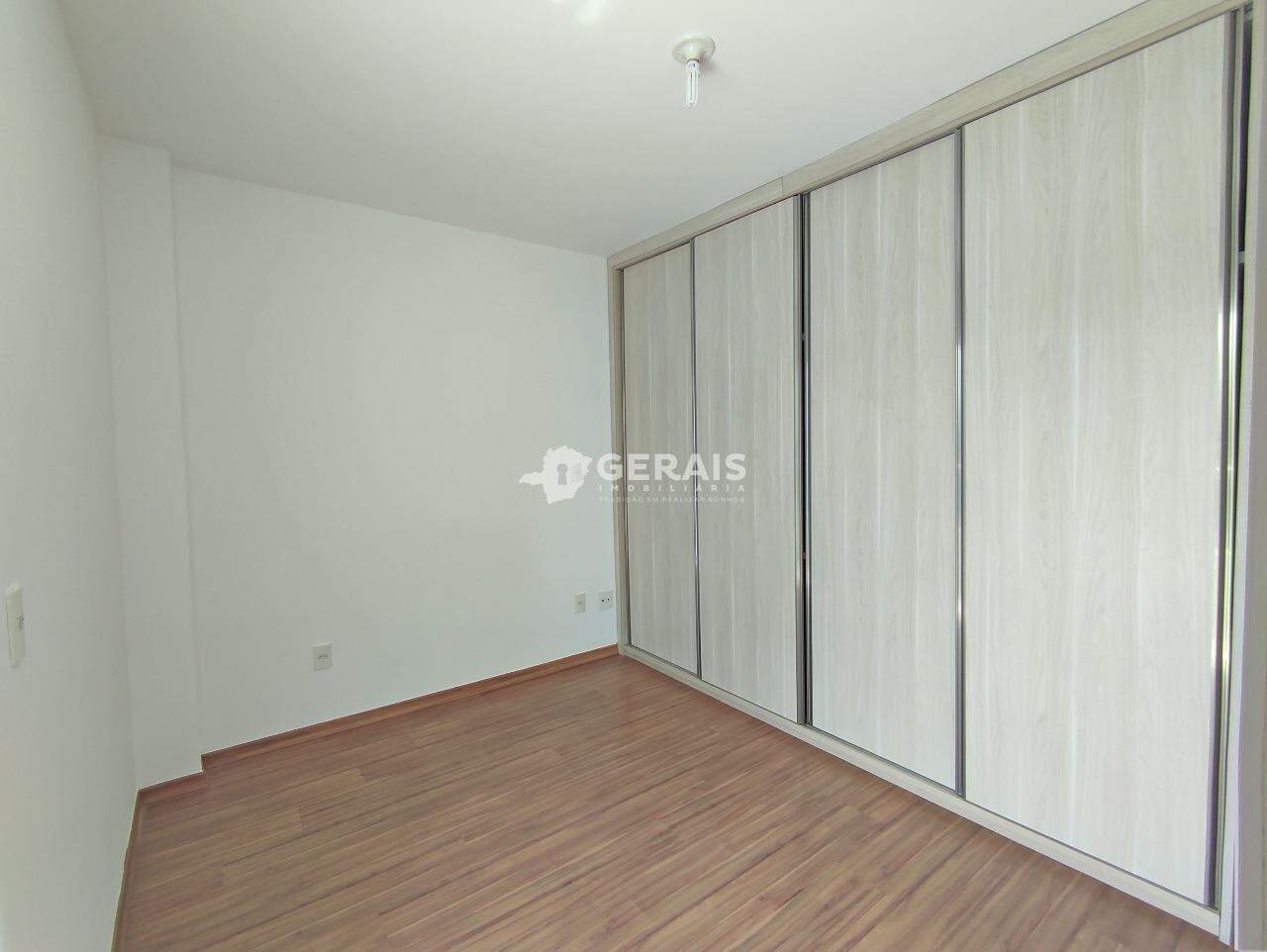Apartamento para aluguel no CENTRO: 07 - QUARTO 03 SUÍTE