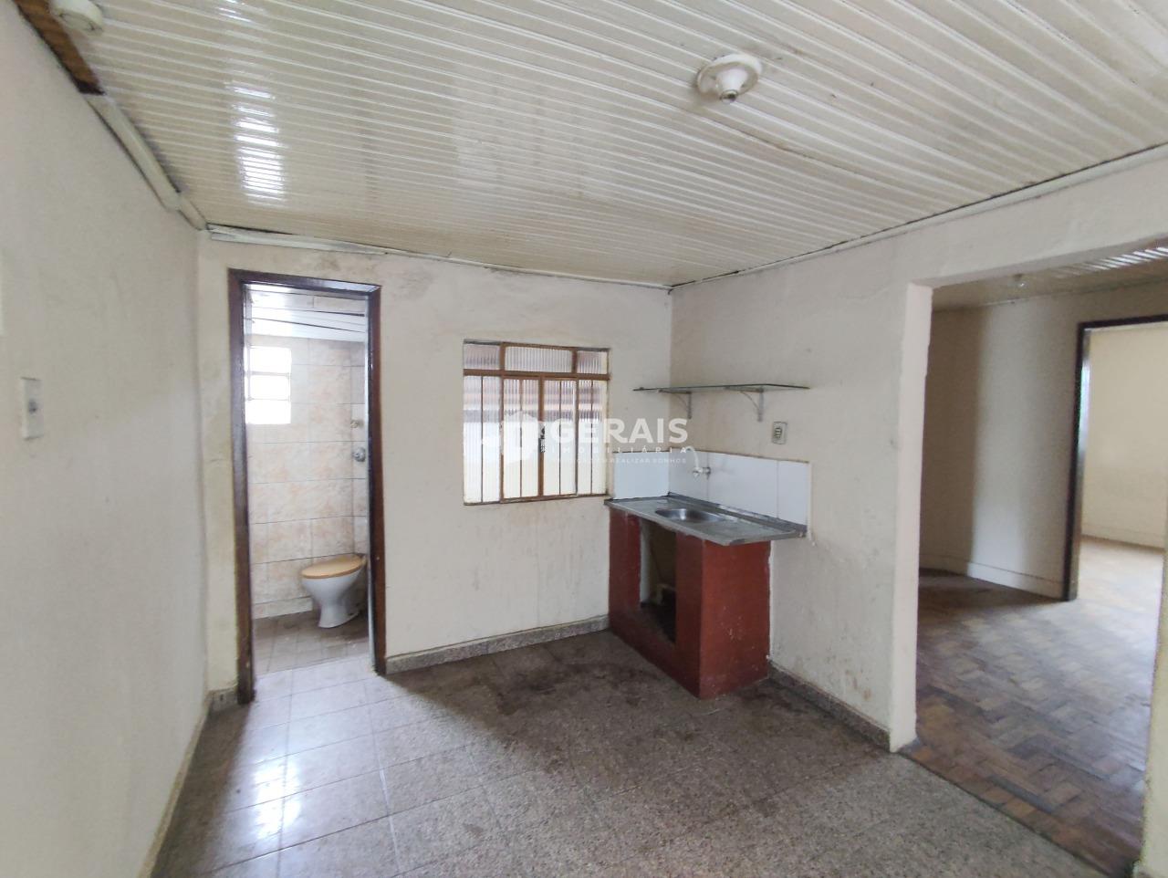 Casa para aluguel no AFONSO PENA: 07- COZINHA