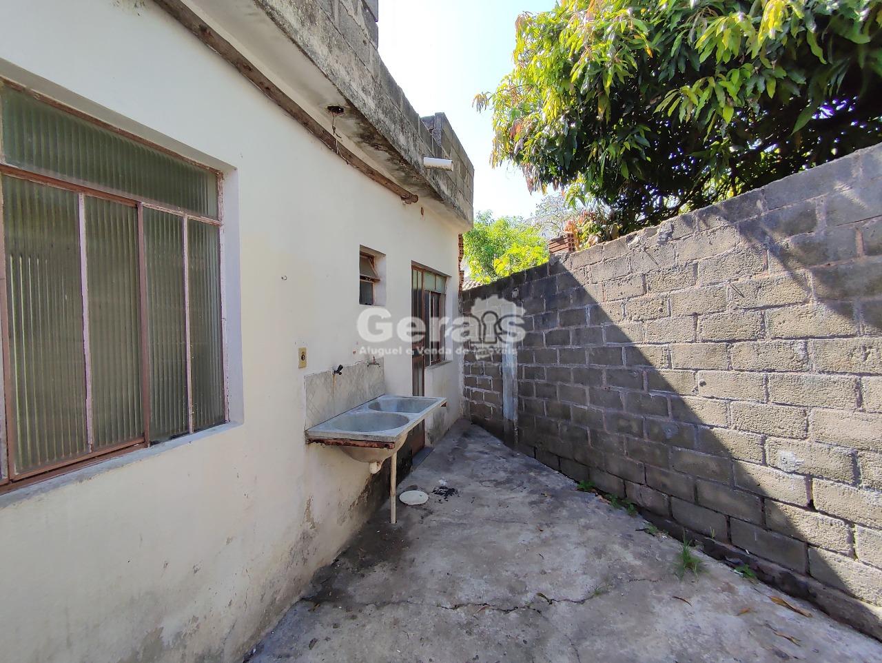 Casa para aluguel no SAO JUDAS TADEU: 09- ÁREA DE SERVIÇO