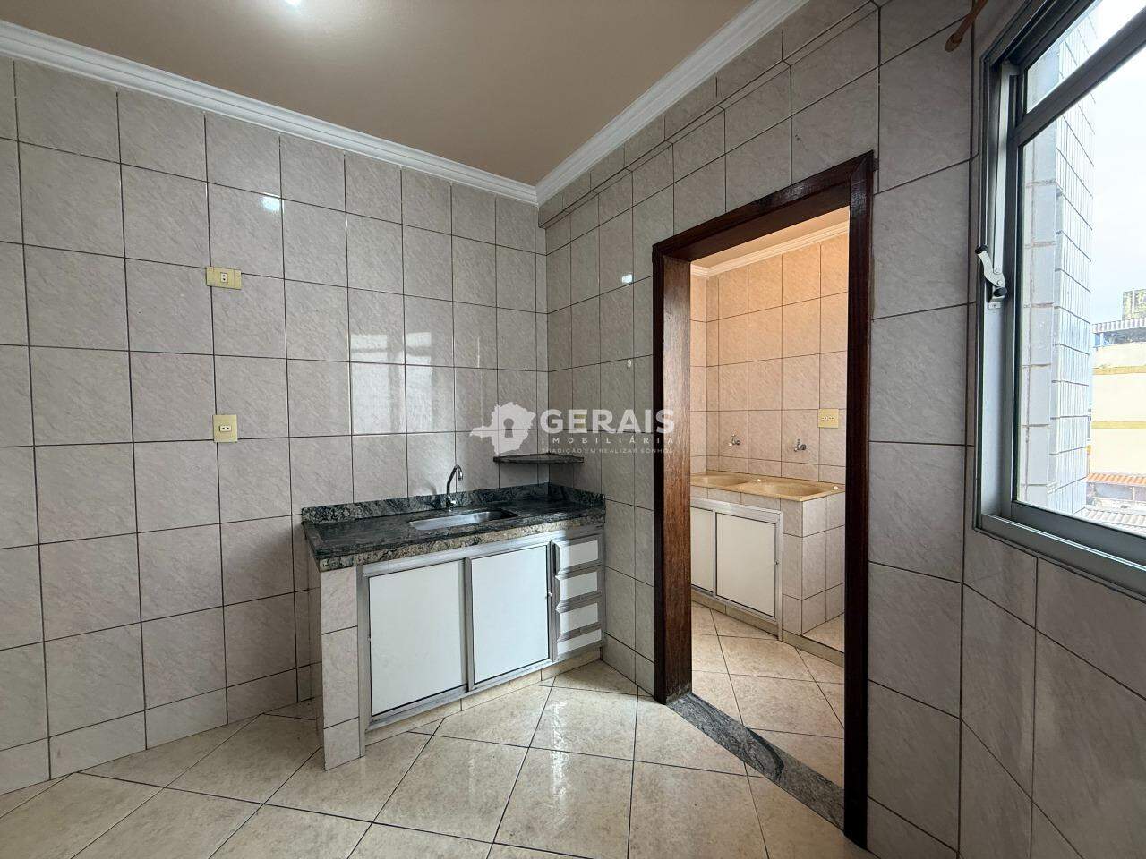 Apartamento para aluguel no CENTRO: 08- COZINHA