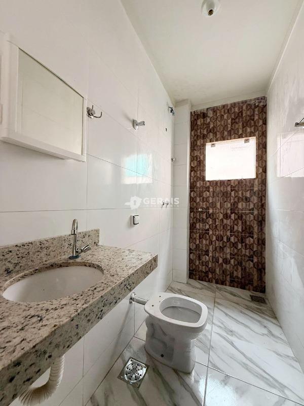 Sobrado à venda no NOVA HOLANDA: 09- BANHO SUÍTE