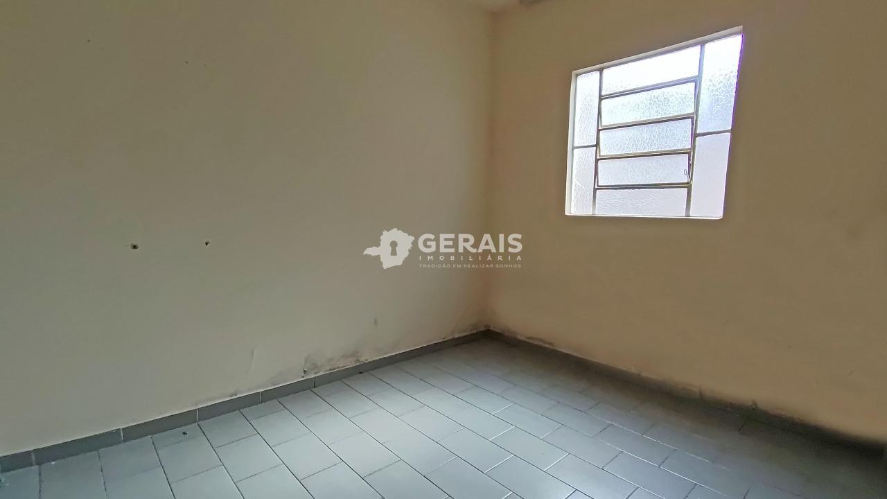 Casa para aluguel no BELVEDERE: 06 - QUARTO 02