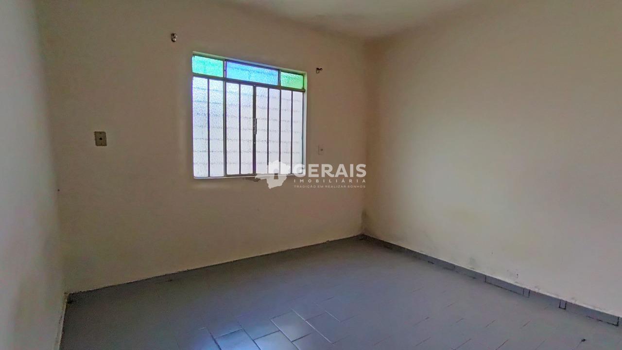 Casa para aluguel no BELVEDERE: 05 - QUARTO 01