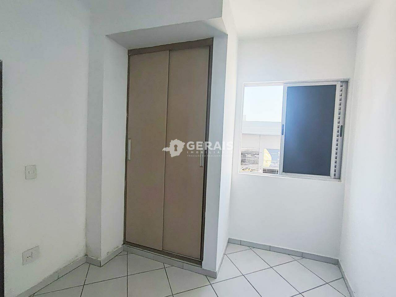 Kitnet para aluguel no AFONSO PENA: 04- QUARTO