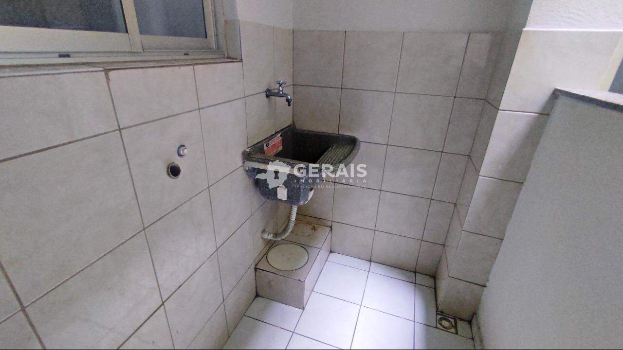 Apartamento para aluguel no CENTRO: 09- ÁREA DE SERVIÇO