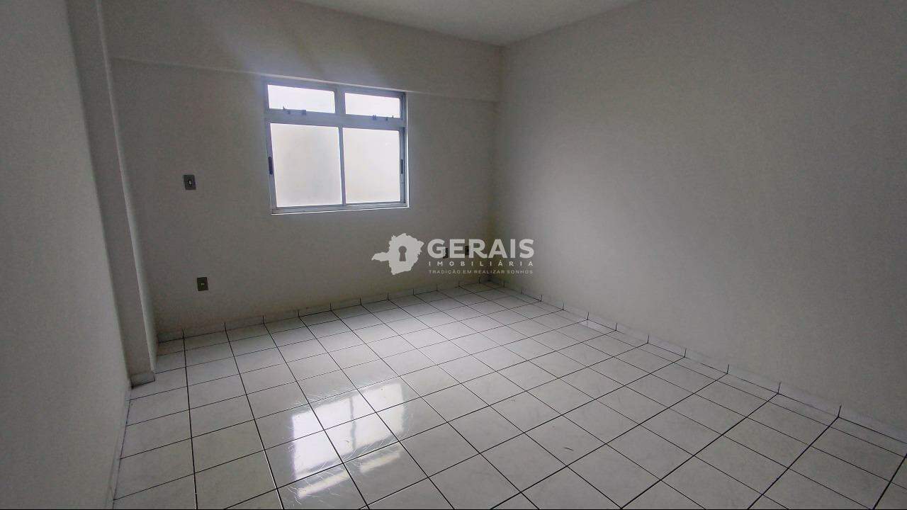 Apartamento para aluguel no CENTRO: 05- QUARTO SUÍTE