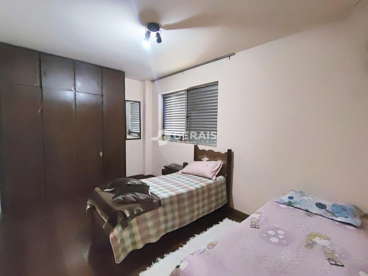 Apartamento à venda no CENTRO: 08- QUARTO 03