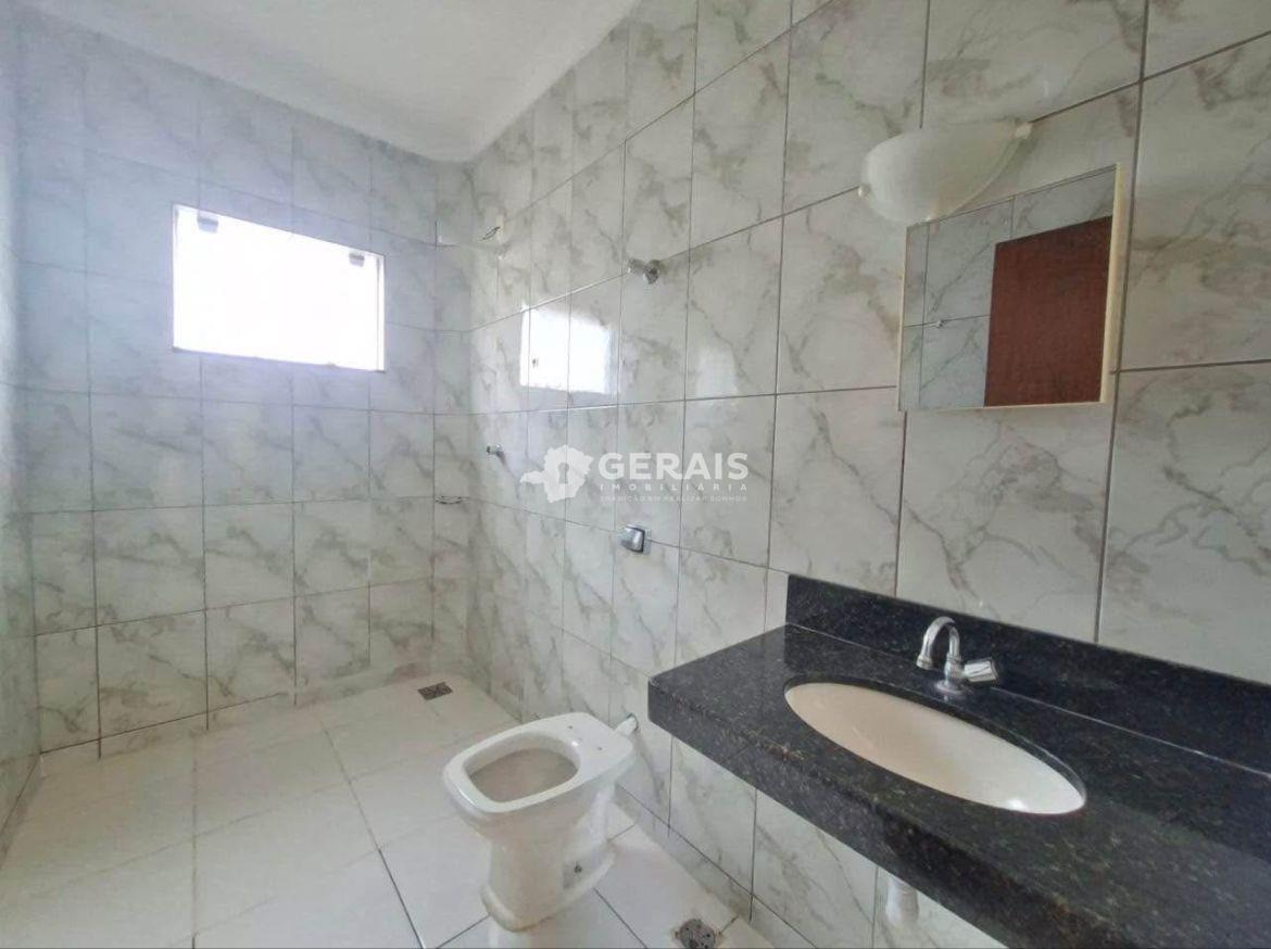 Apartamento para aluguel no INTERLAGOS: 09- BANHO SOCIAL