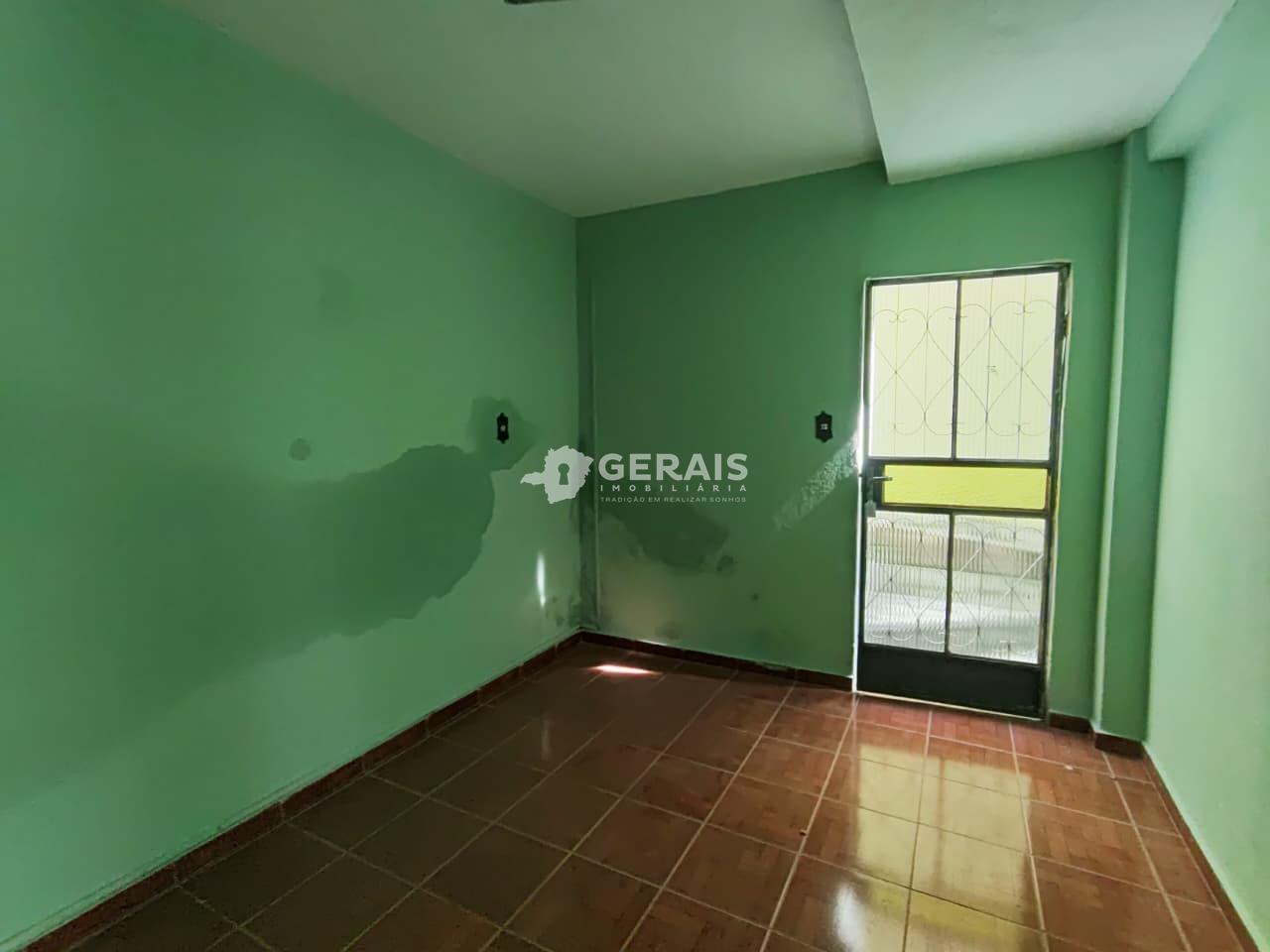 Casa para aluguel no QUINTINO: 04 - SALA