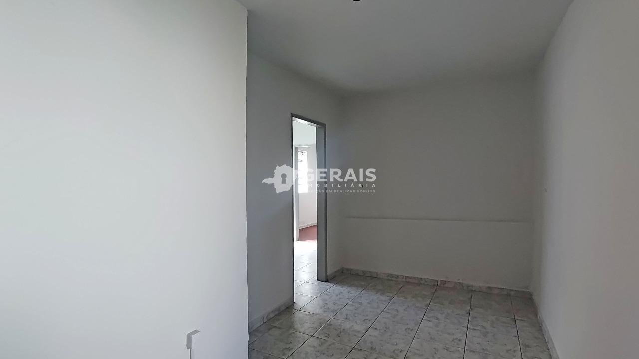Casa para aluguel no CENTRO: 03- SALA