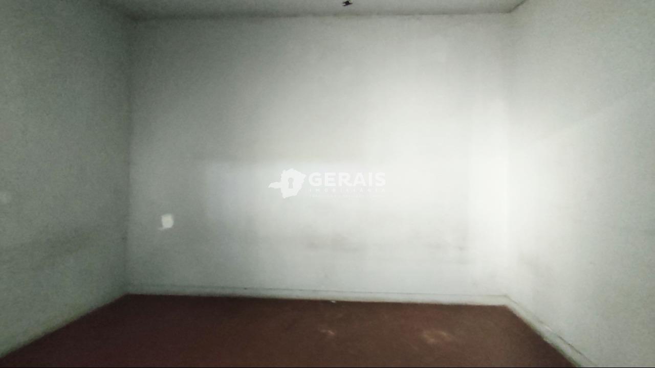 Casa para aluguel no NITERÓI: 07 - QUARTO 03