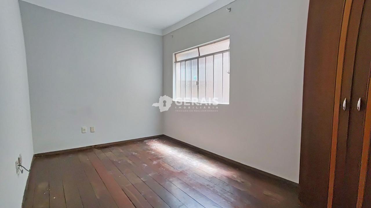 Apartamento para aluguel no CATALÃO: 06- QUARTO 01
