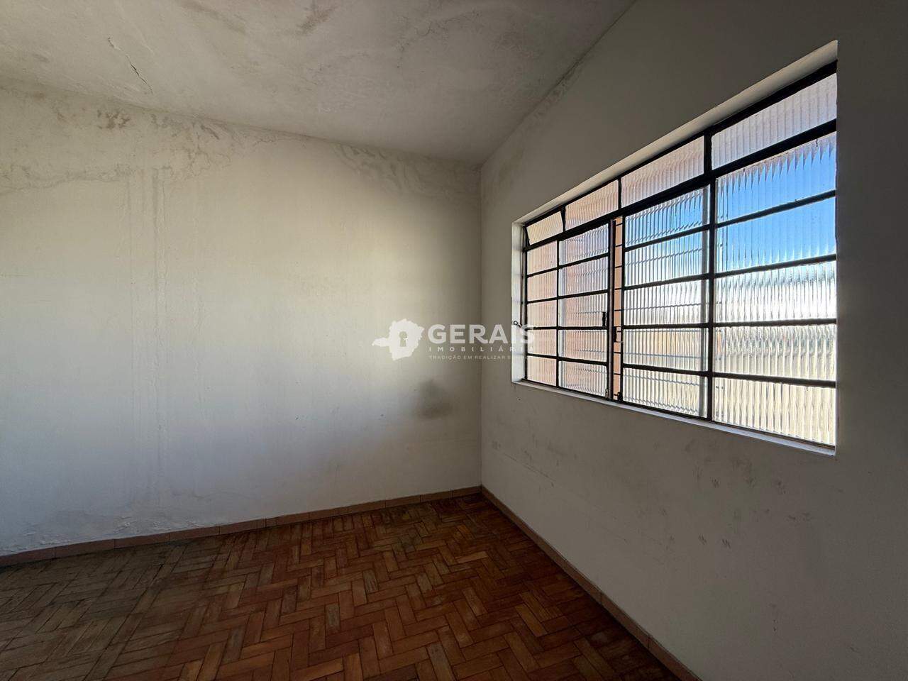 Casa à venda no CENTRO: 07- QUARTO 03