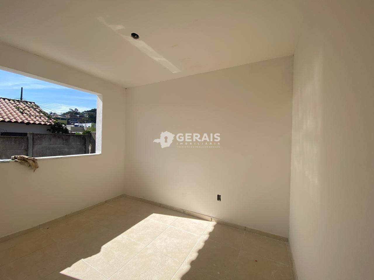 Casa à venda no JARDINOPOLIS: 04- QUARTO 01