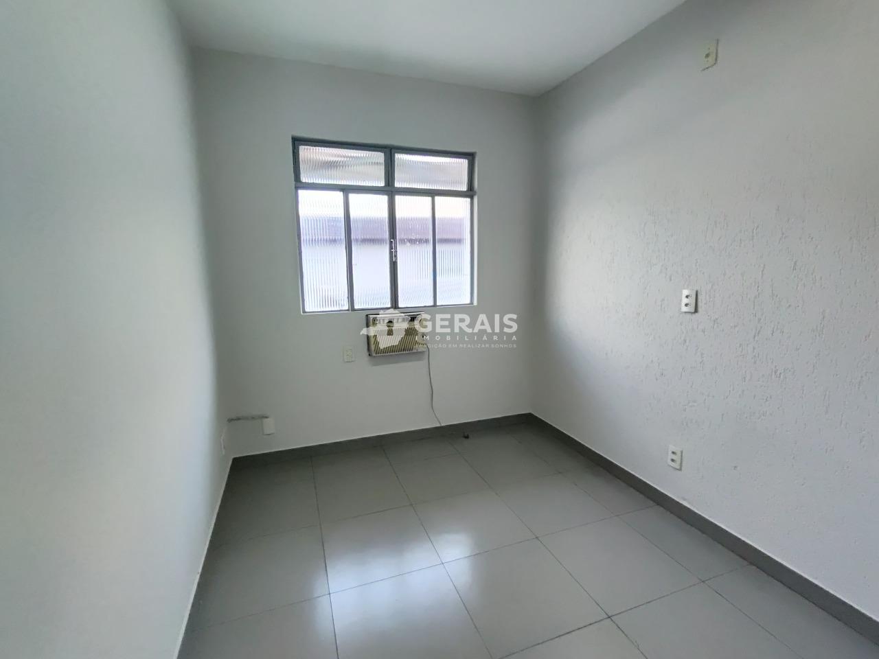 Casa para aluguel no CENTRO: 08 - QUARTO 02