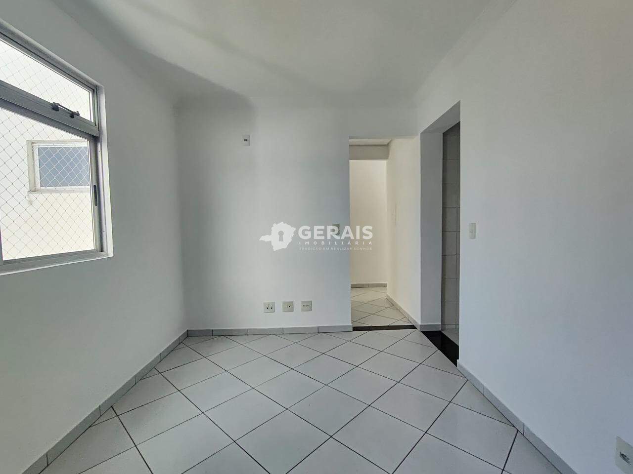 Apartamento para aluguel no CENTRO: 03- SALA