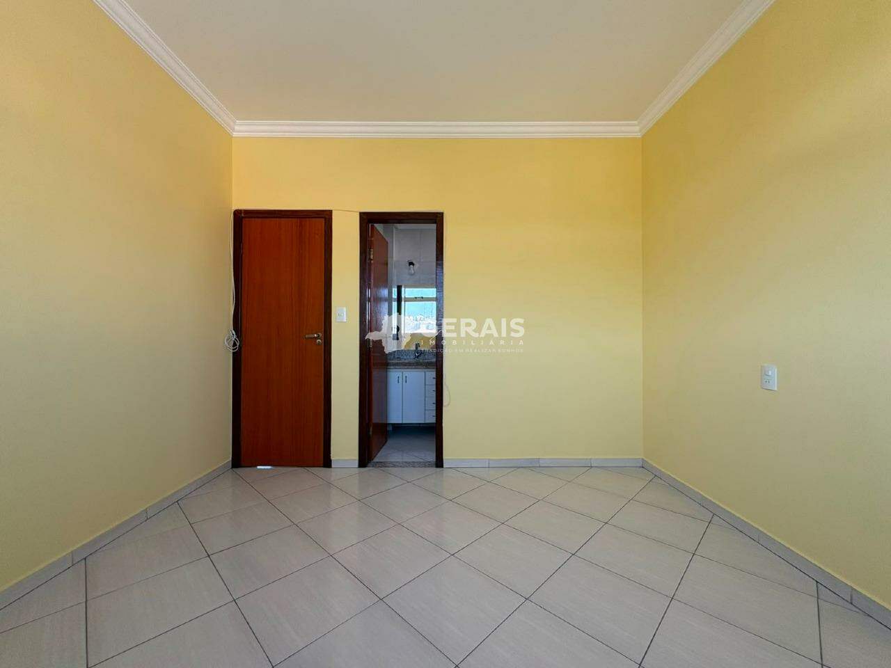 Apartamento para aluguel no SÃO JOSÉ: 07- QUARTO SUÍTE