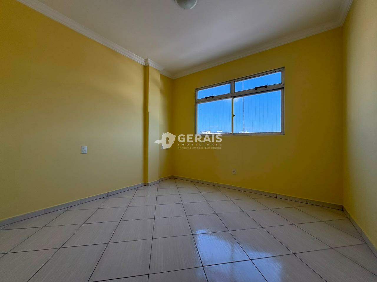 Apartamento para aluguel no SÃO JOSÉ: 06- QUARTO 02