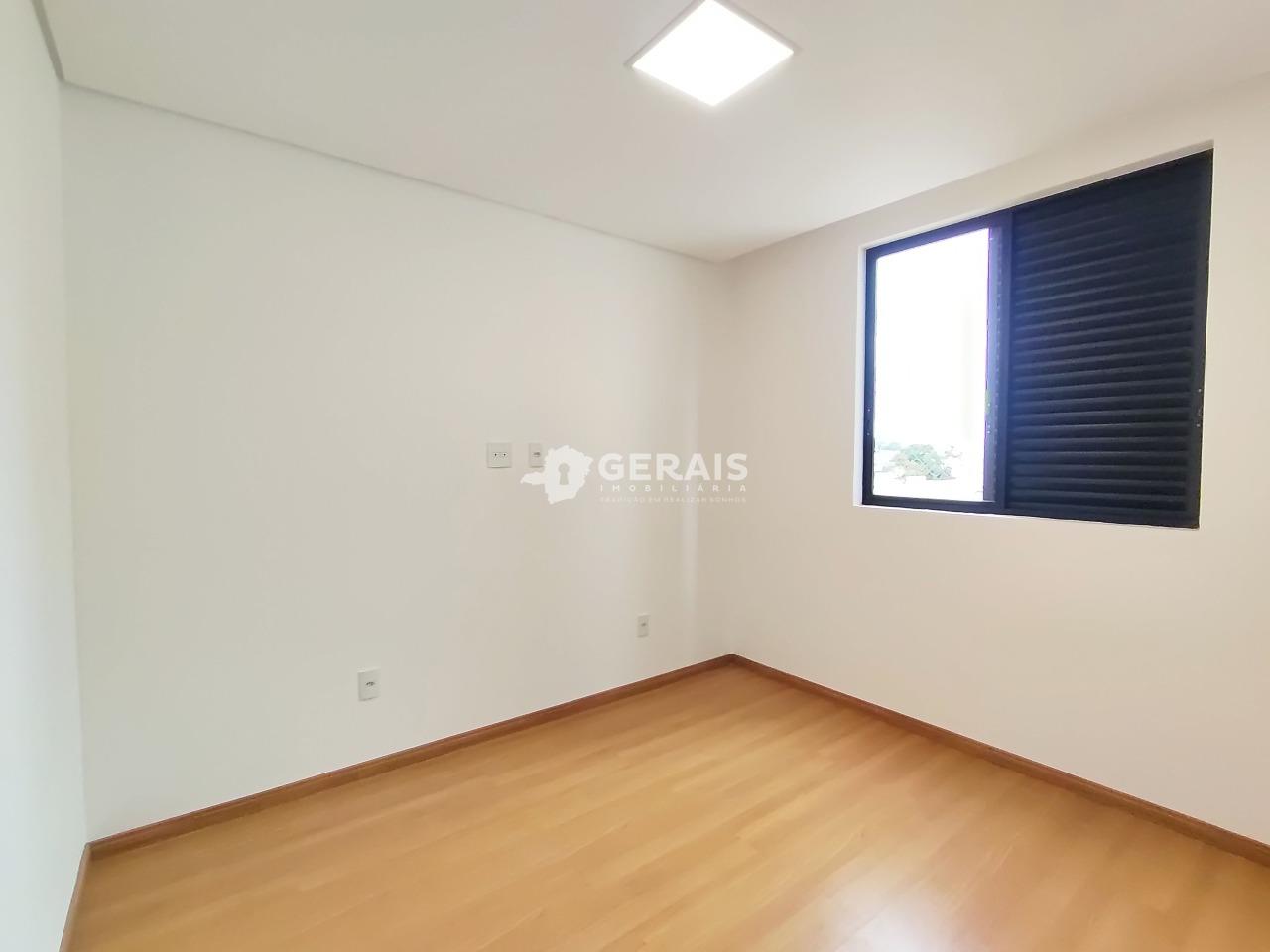 Apartamento para aluguel no CENTRO: 07- QUARTO 01