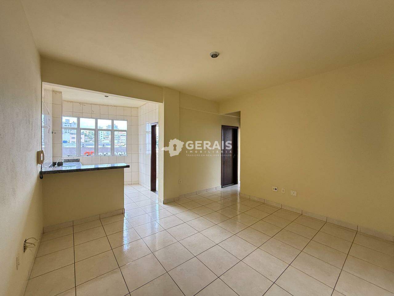 Apartamento para aluguel no IPIRANGA: 03 - SALA