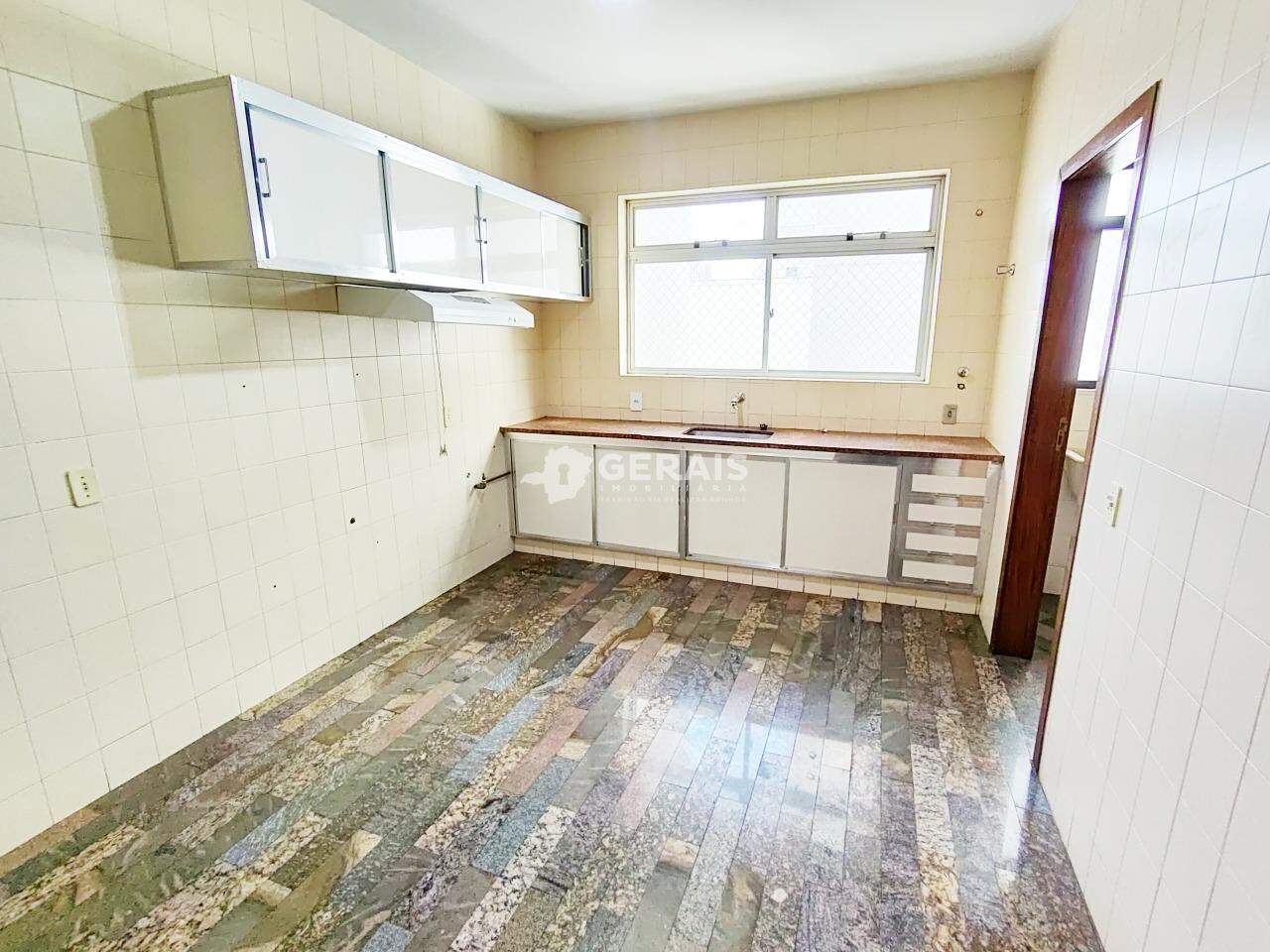 Apartamento para aluguel no SIDIL: 09 - COZINHA